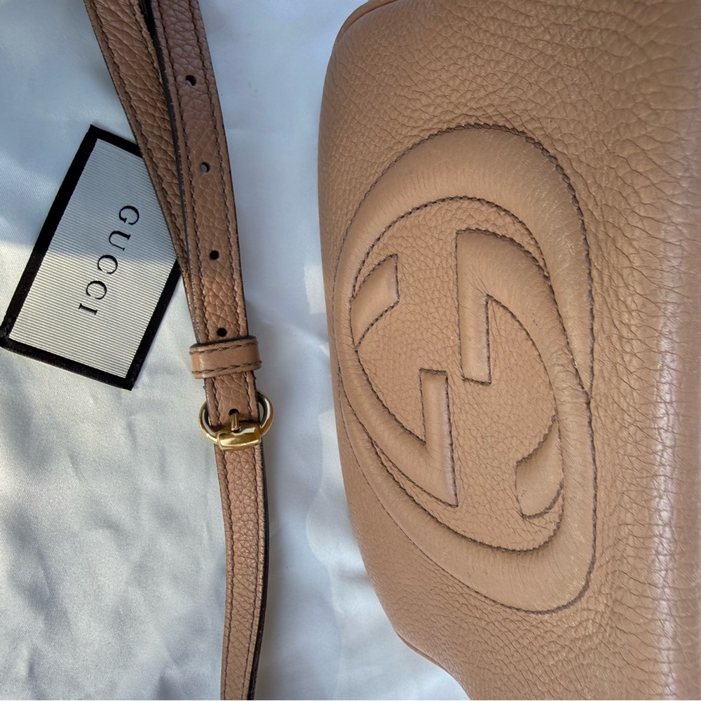 Authentic Gucci Soho Disco bag with pebble leather design (dust bag included) - Picture 16 of 17
